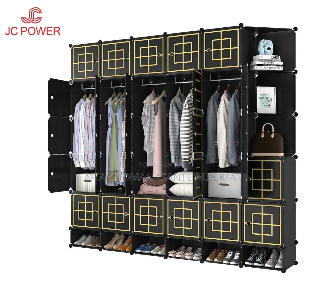 30 Cubes Wardrobe