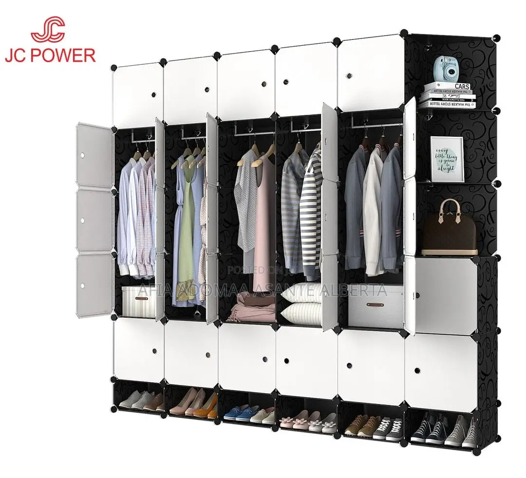 30 Cubes Wardrobe