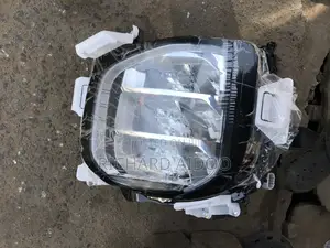 Mitsubishi Outlander 2023 Headlight Available