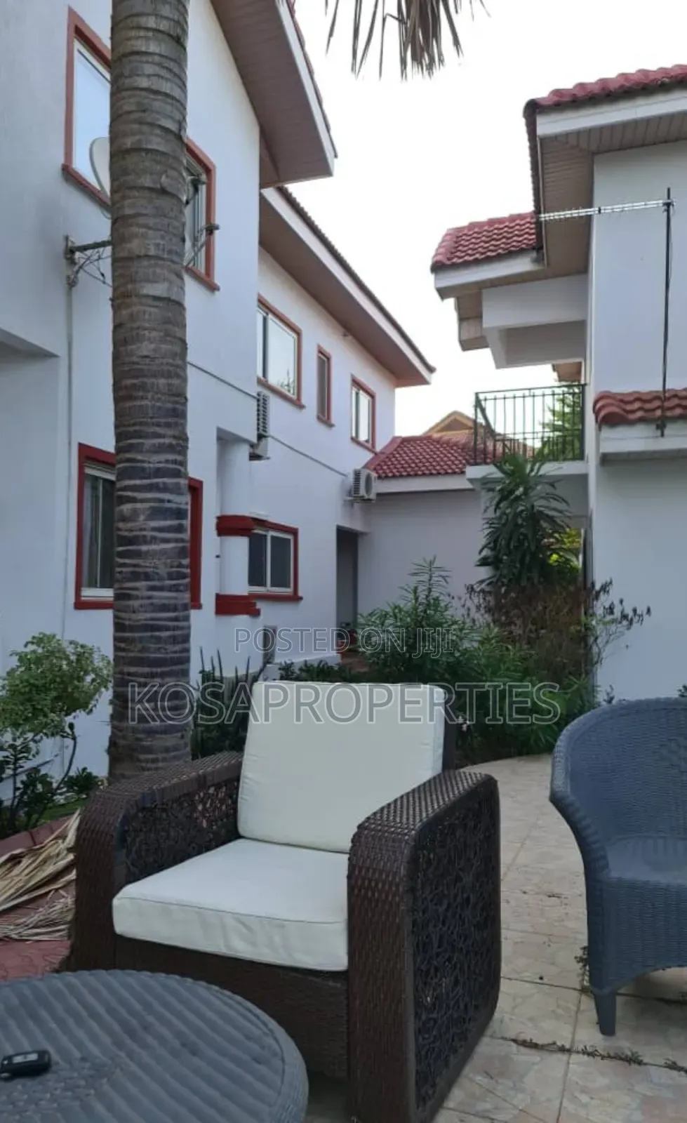 Furnished 5bdrm House in Trassaco, Adjiriganor for sale