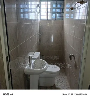 1bdrm Apartment in New Chapter And Hall, Tema Metropolitan for rent