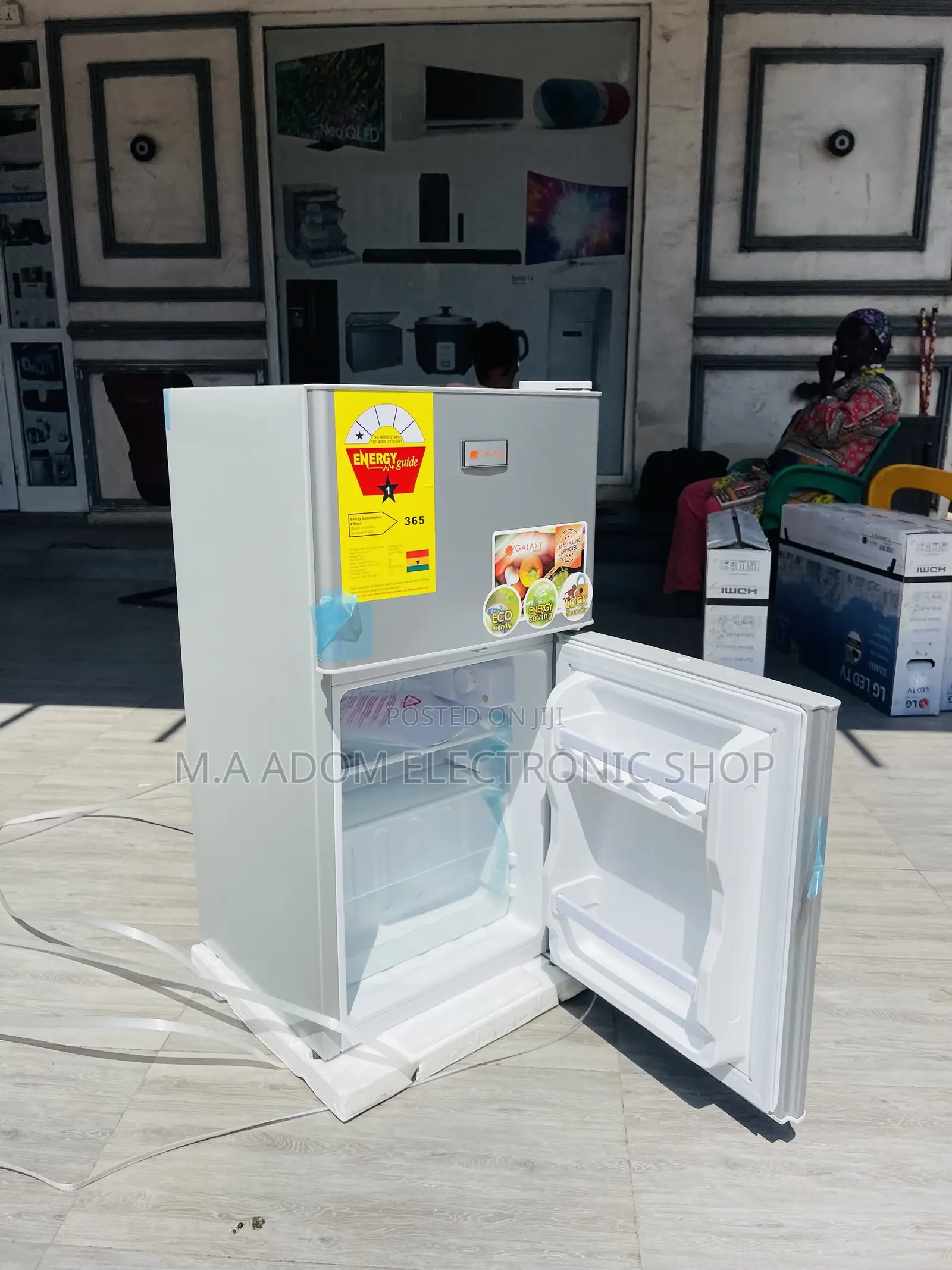 Brand New Galaxy Double Door Table Top Fridge.