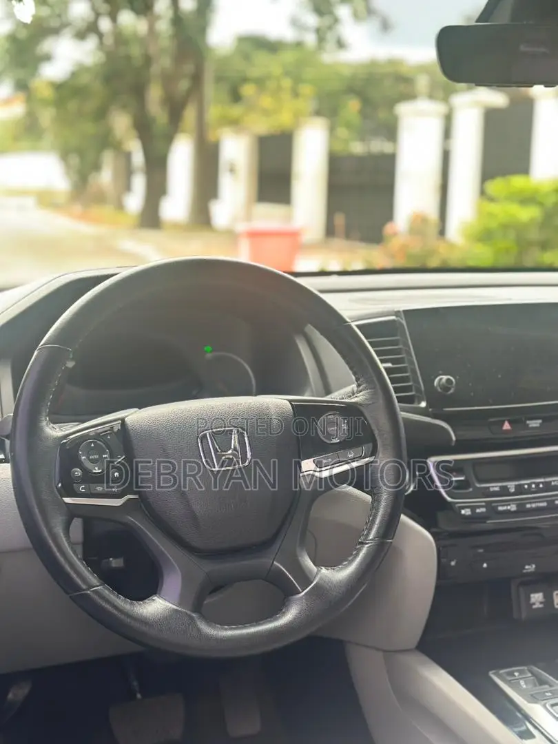 Honda Pilot Touring 7-Passenger 2021 Gray