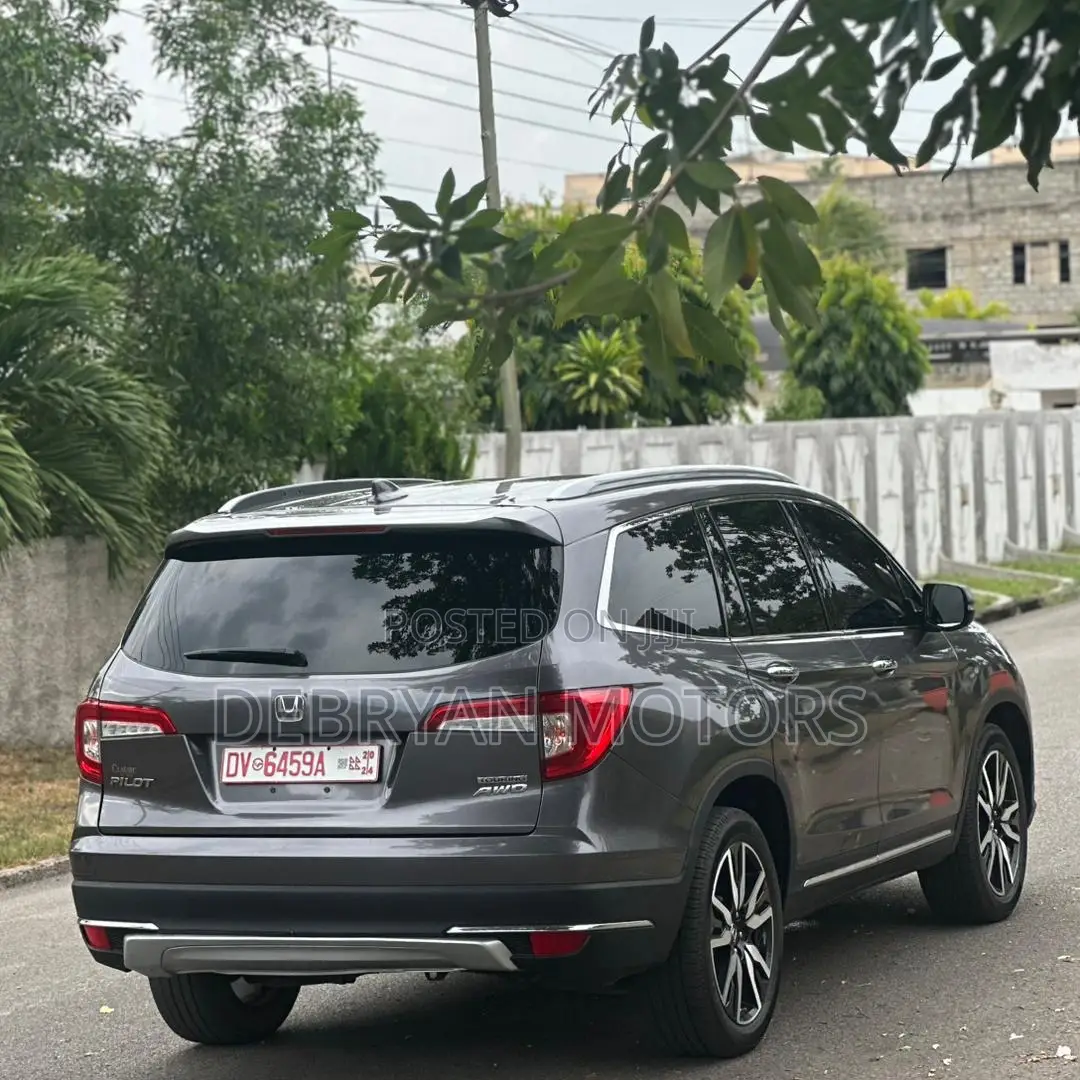 Honda Pilot Touring 7-Passenger 2021 Gray