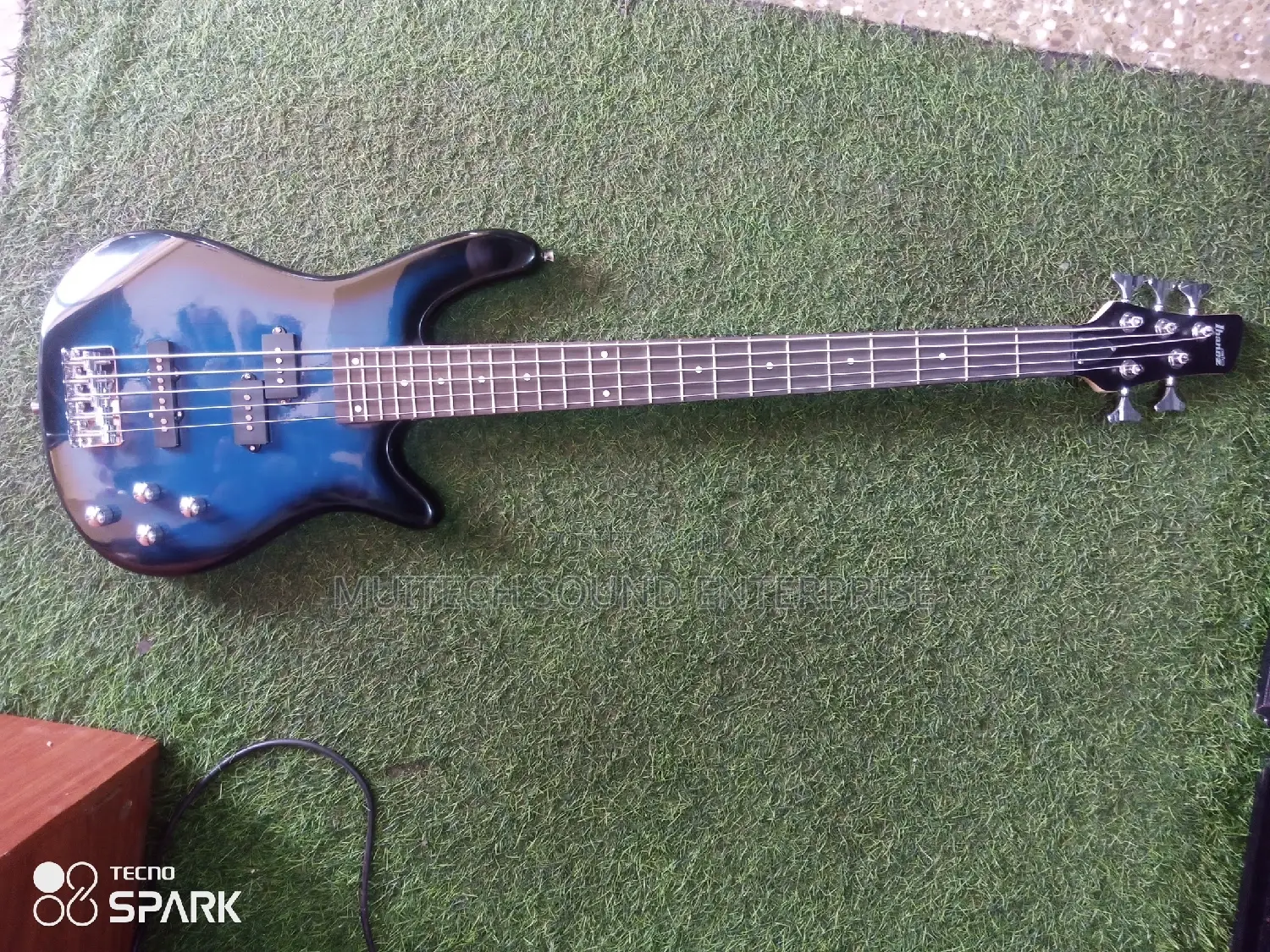 Base Guitar