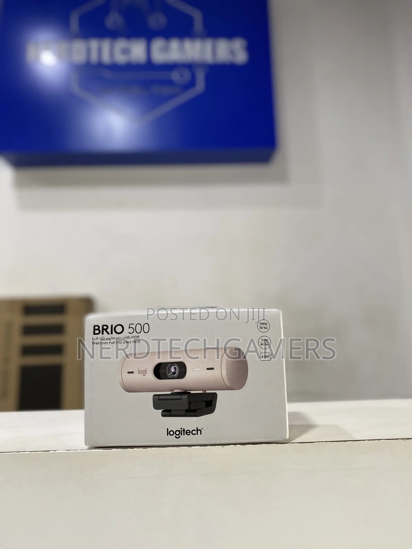 Logitech Brio 500 Full HD Webcam With Auto Light Correction