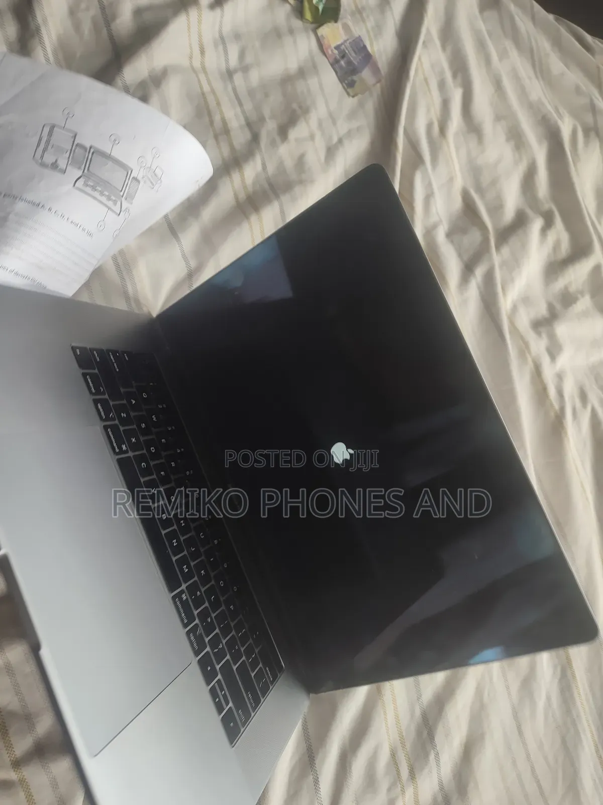 Laptop Apple MacBook Pro 2018 16GB Intel Core I7 SSD 512GB