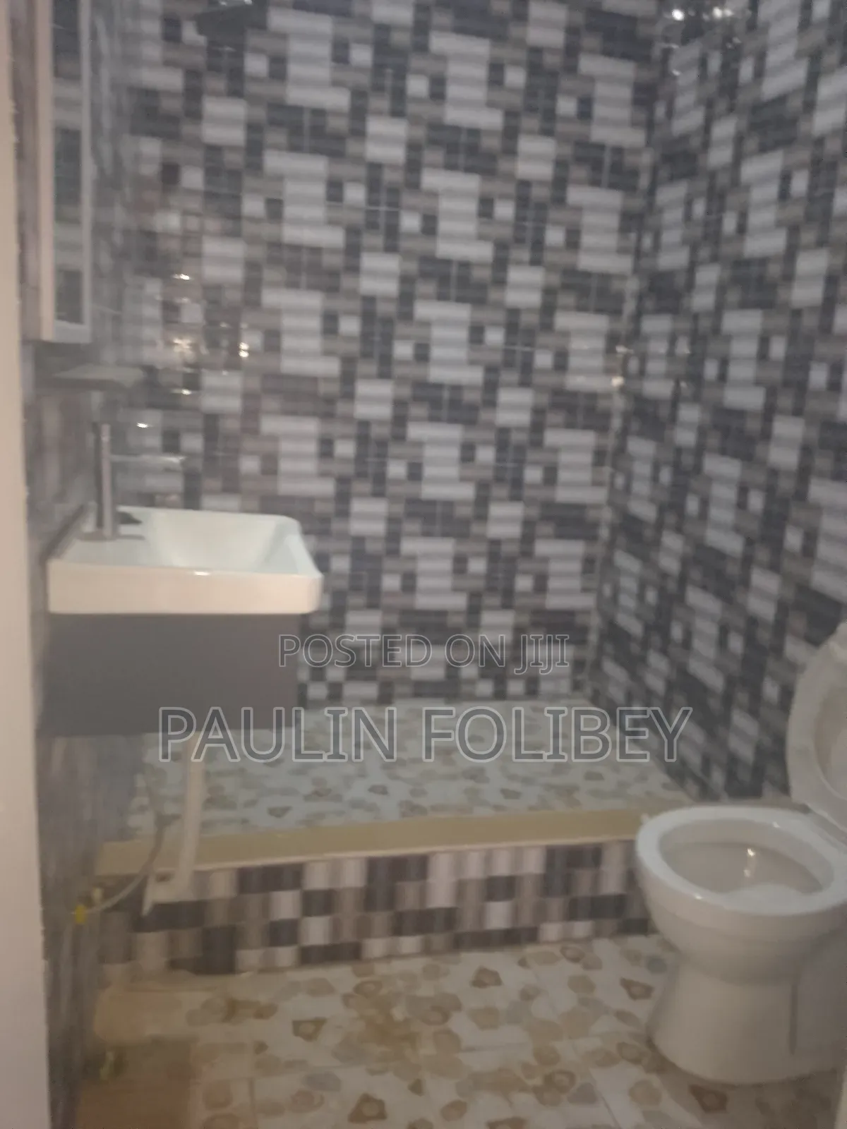 3bdrm Apartment in Dg Properties, Ablekuma for rent