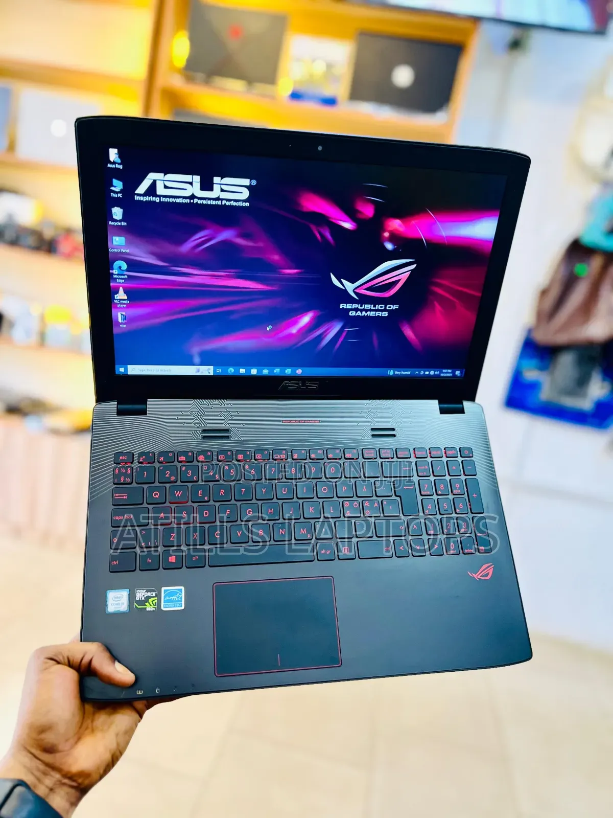 Laptop Asus ROG GL553VD 16GB Intel Core I5 HDD 1T
