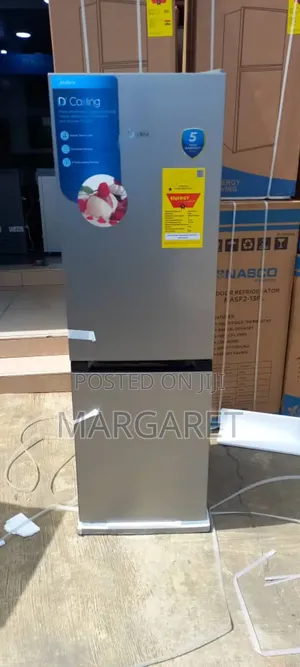 Excellent MIDEA Double Door Fridge 235 Littres