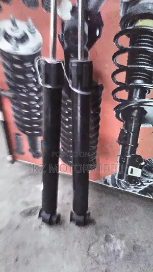 Range Rover Velar 15-2023 Back Shocks