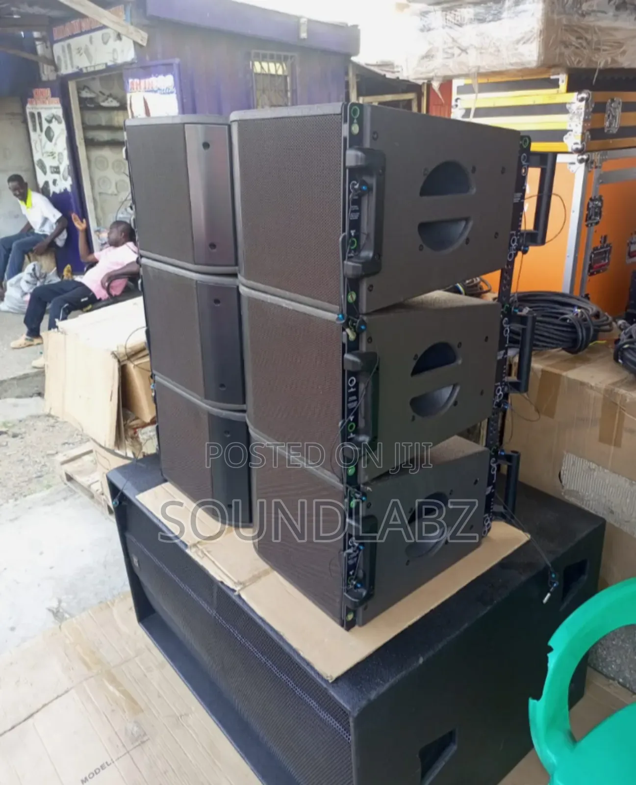 Kara 12inches Line Array Speakers With Amplifier Rack