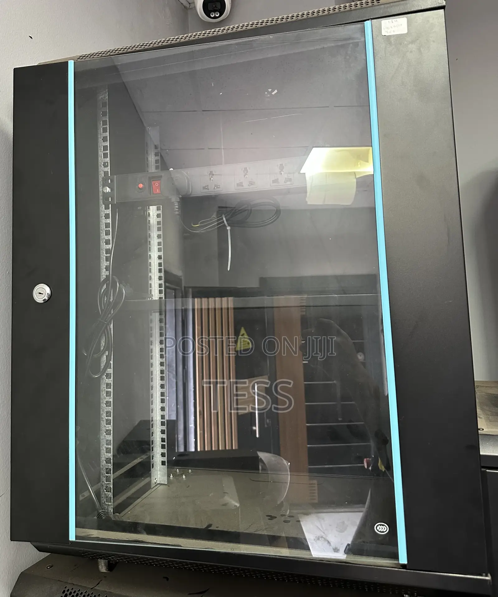15u Rack Cabinet With Pdu and Fan