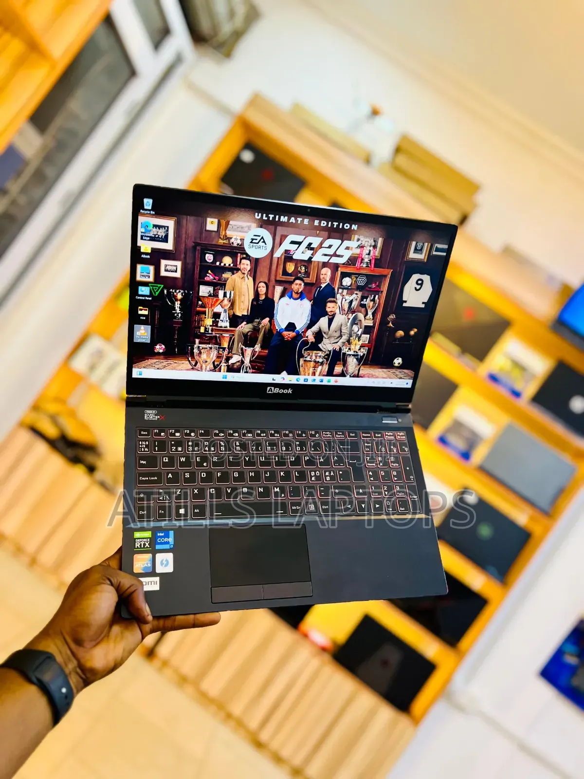 Laptop Gigabyte 16GB Intel Core I7 SSD 512GB