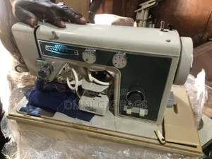 Photo - Japan Used Domestic Multipurpose Sewing Machine
