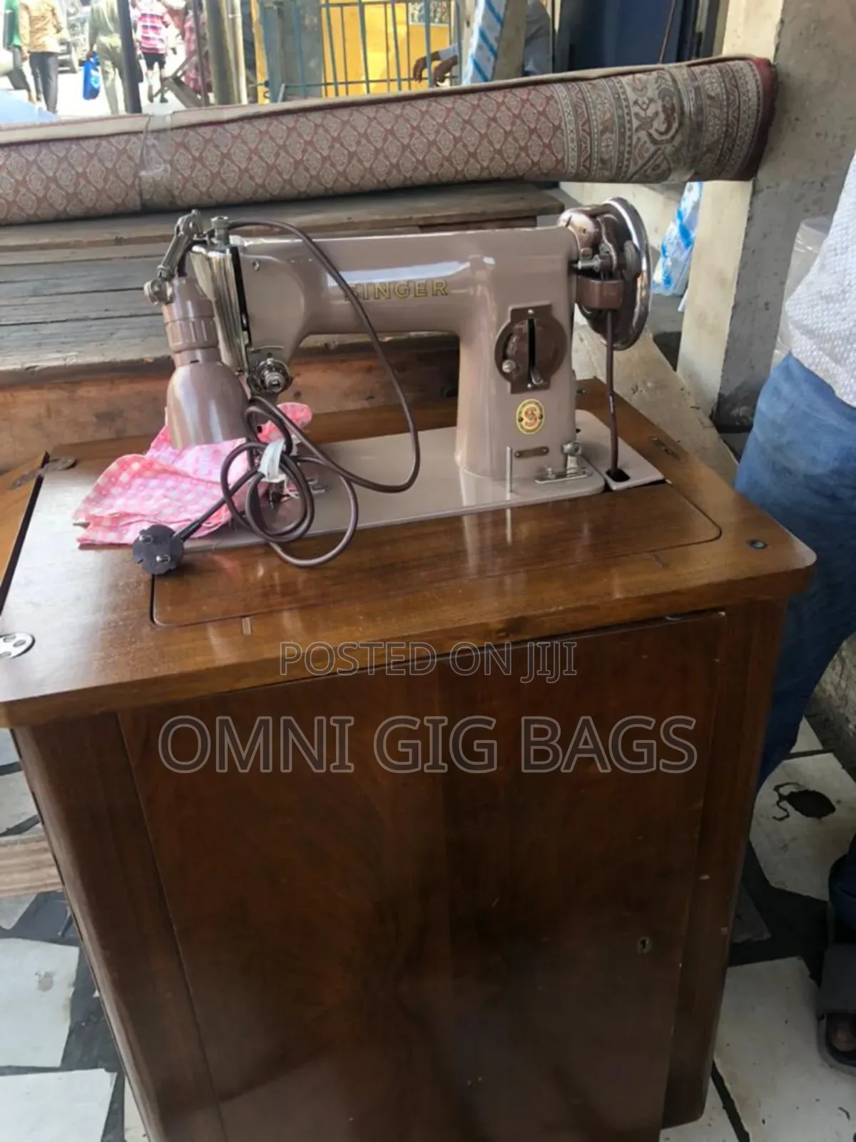 Japan Used Domestic Multipurpose Sewing Machine