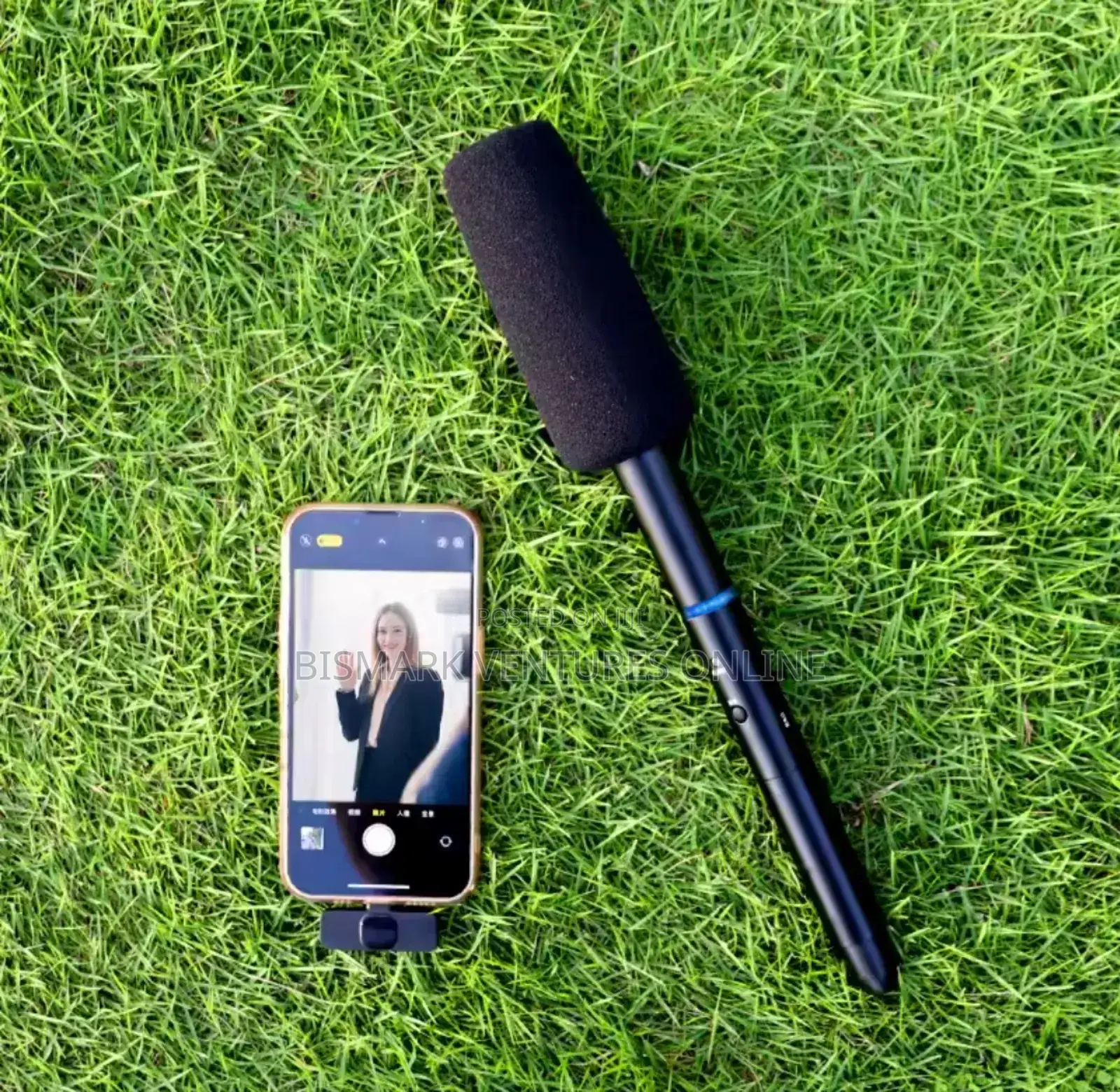 Wireless Interview Microphone for Phones and DSLR Cameras