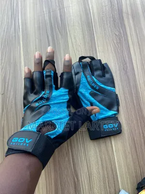Original Gym Gloves Available at Cool Price