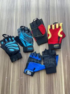 Original Gym Gloves Available at Cool Price