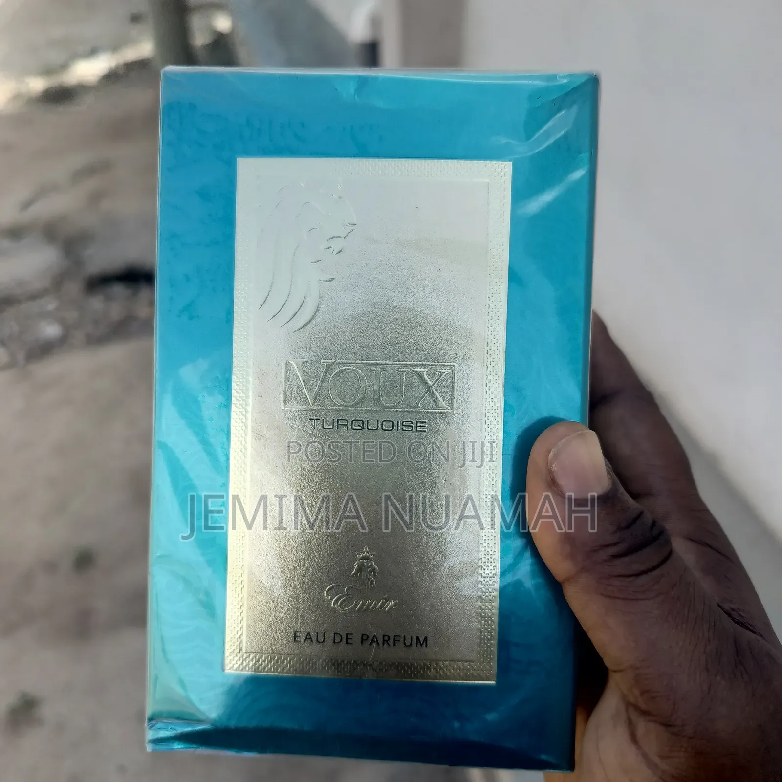 Voux Turquoise Perfume