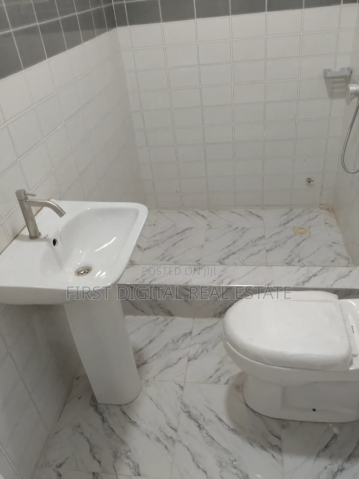 3bdrm House in First Digital Real, Kasoa for sale