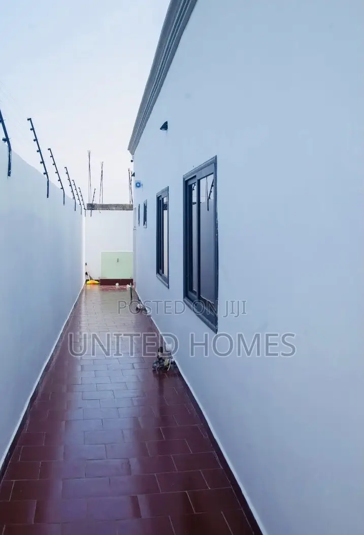 3bdrm House in Kasoa for sale