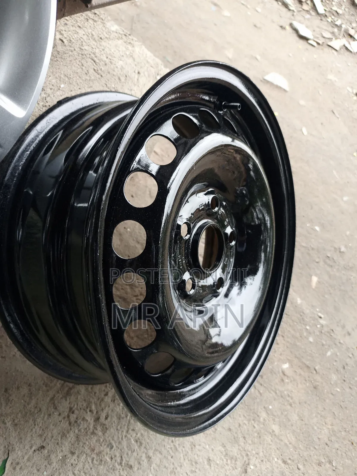 15 Wheel Tyre