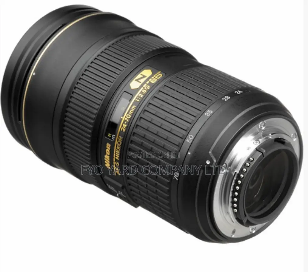 Brand New Nikon 24-70mm F/2.8 FX AF-S G ED NIKKOR