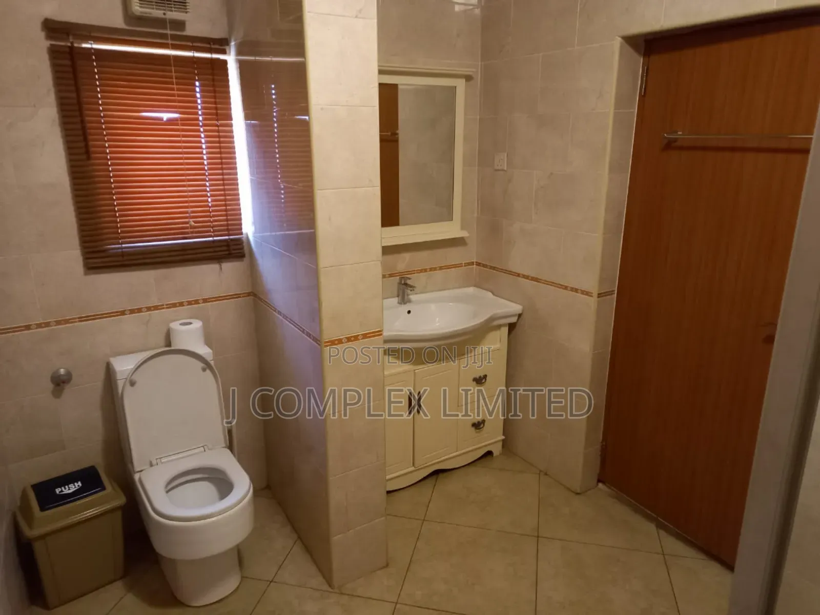 3bdrm Apartment in La Palm Beach, Trade Fair for rent