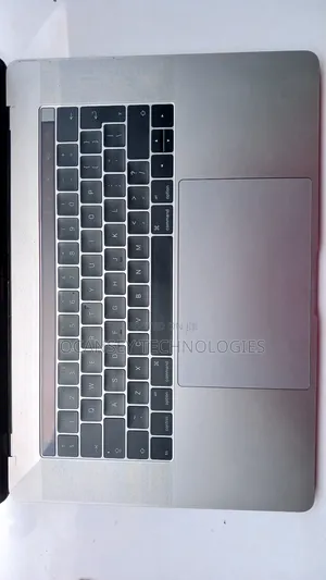 Laptop Apple MacBook Pro 2016 16GB Intel Core I7 SSD 256GB