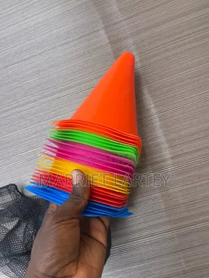 Original Training Cones 24 Pieces Available at Cool Price