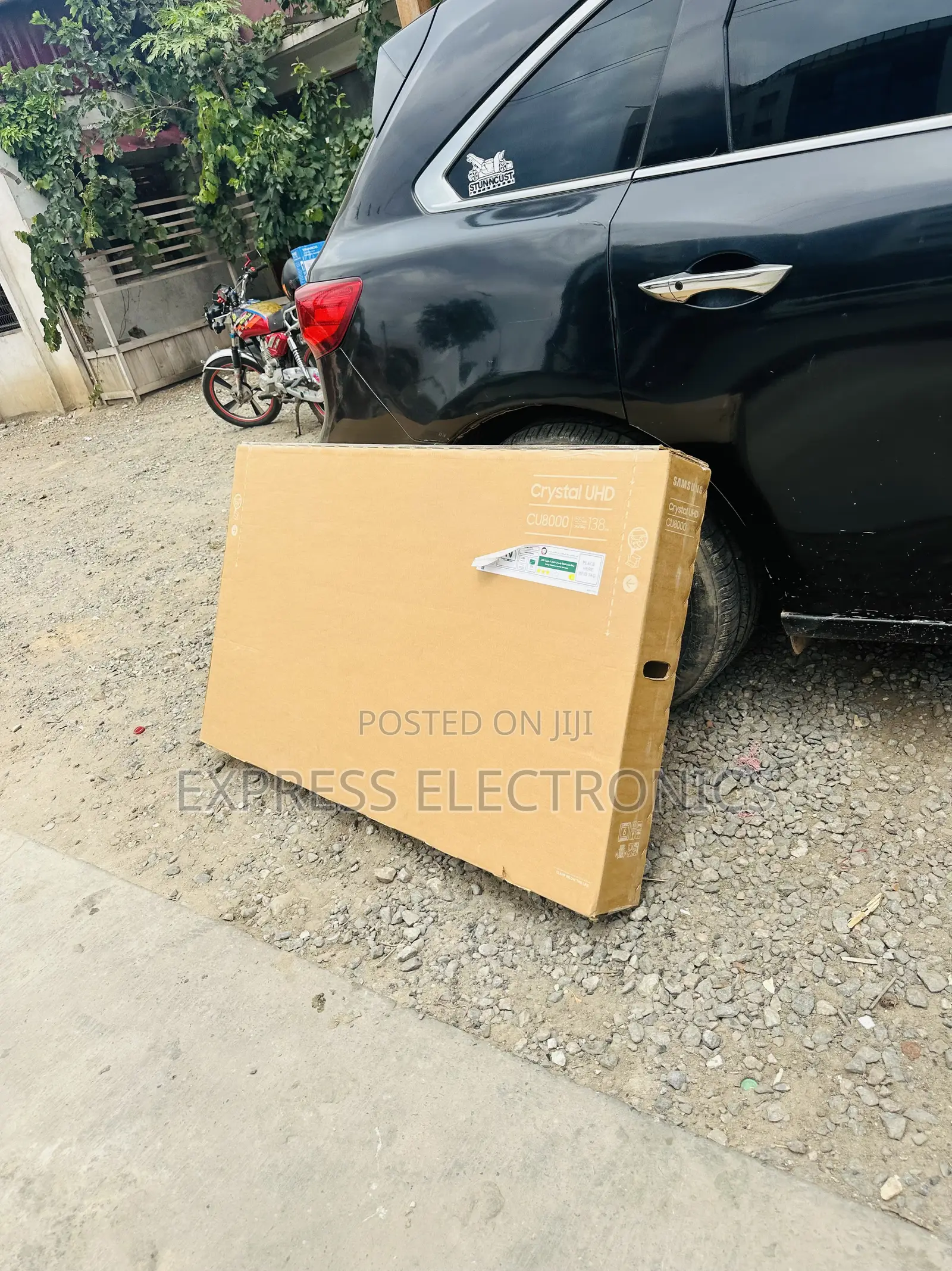 Display Delight Uhd Smart Samsung 55”Cu8000