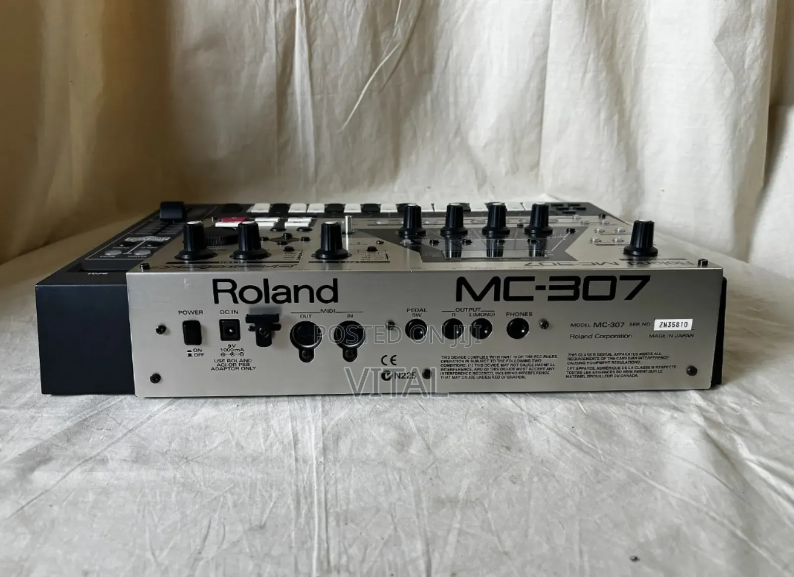Roland Groovebox Mc307/Drum Machine/Synthesizer/Sequenceretc
