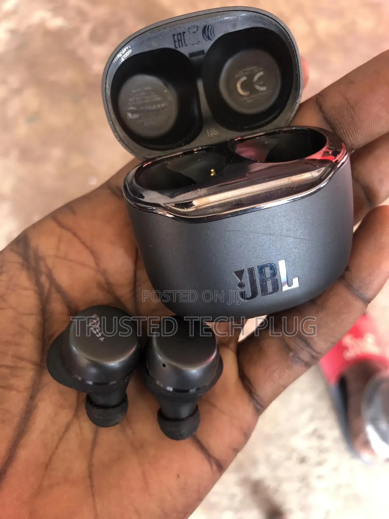 Preowned JBL Tour Pro Plus Bluetooth Earbuds in Stock