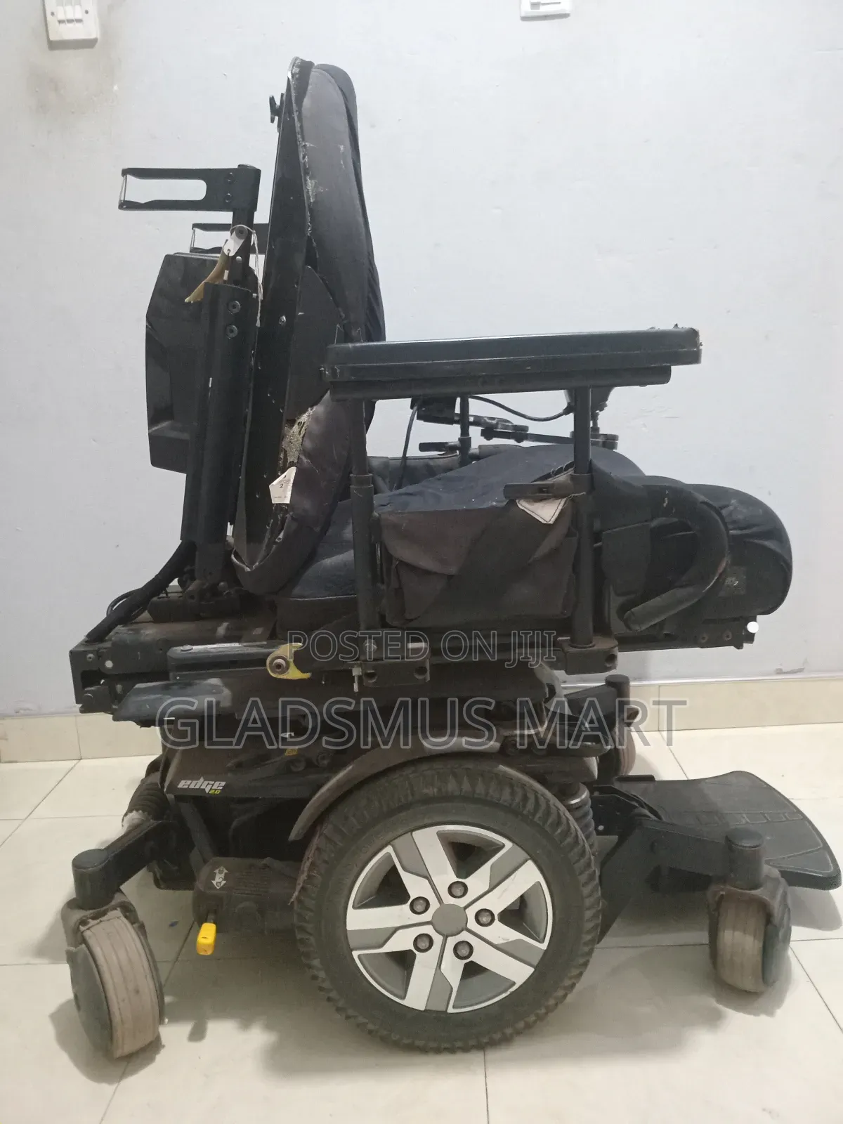 Quantum I Level Power Wheelchair