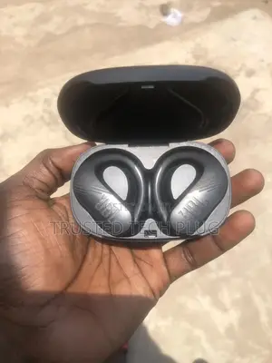 Preowned JBL Endurance Peak 2 Bluetooth Earbuds in Stock