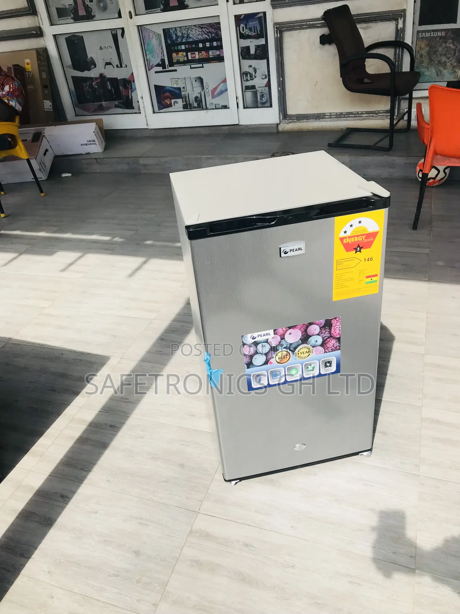 High Quality PF-111 Pearl Singledoor Topfreezer Tabletop