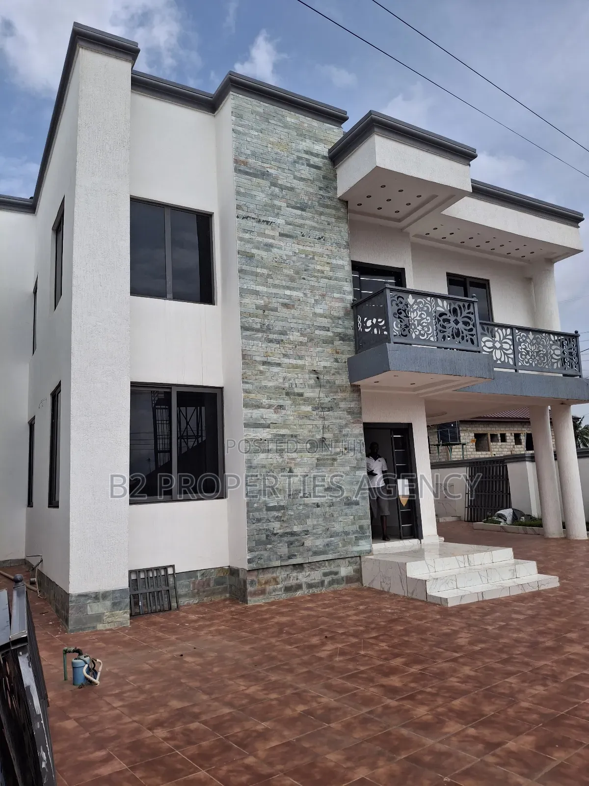 5bdrm Mansion in B2 Properties Agency, Kumasi Metropolitan for rent