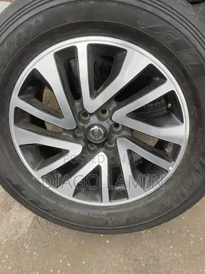 Nissan Rim