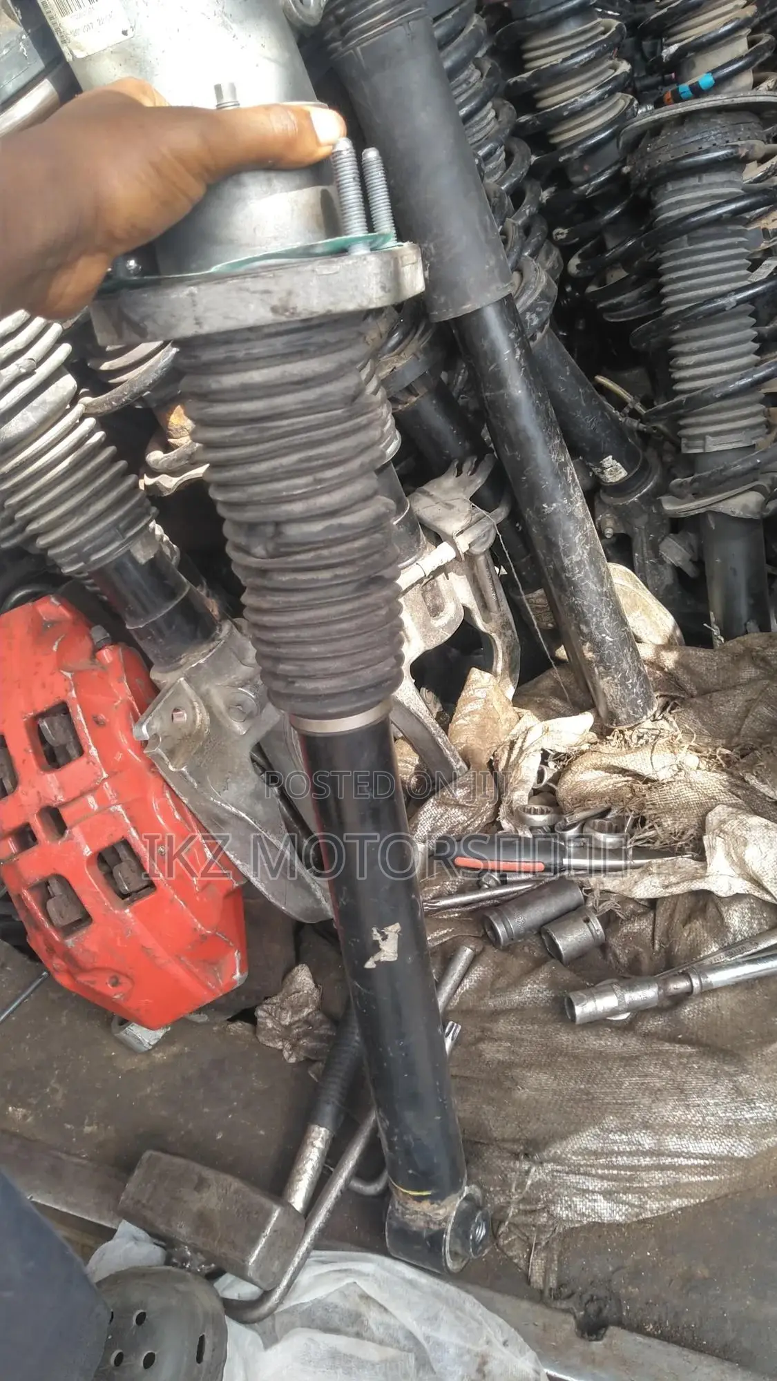 Range Rover Sports 14-22 Back Shocks
