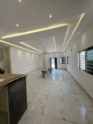 3bdrm House in Lakeside for sale