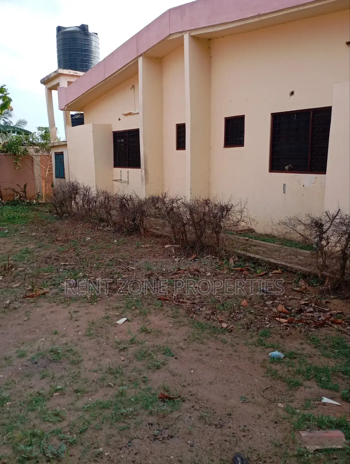 6bdrm Villa in Rent Zone Properties, Ofankor for sale