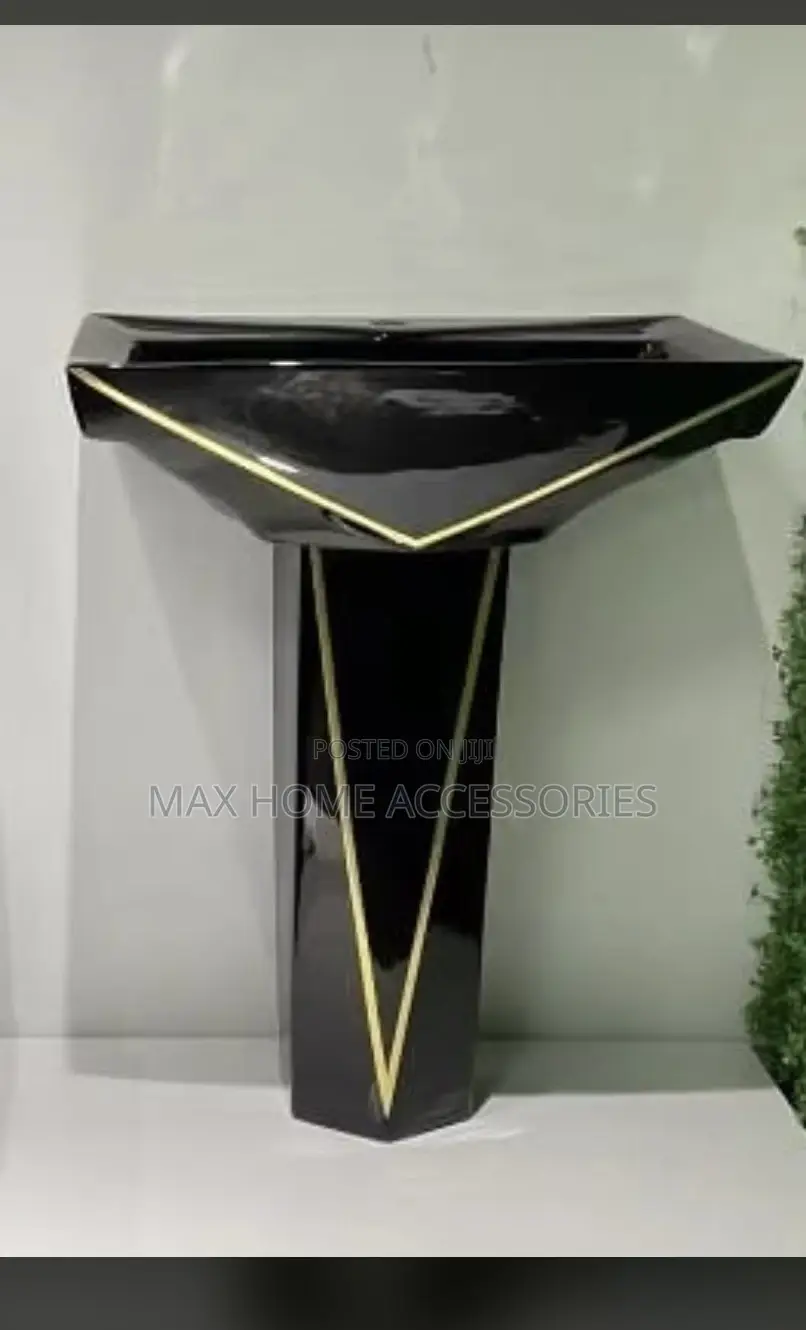 Diamond Designed Seat