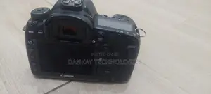Canon 5d Mark Iv With 50mm Lens