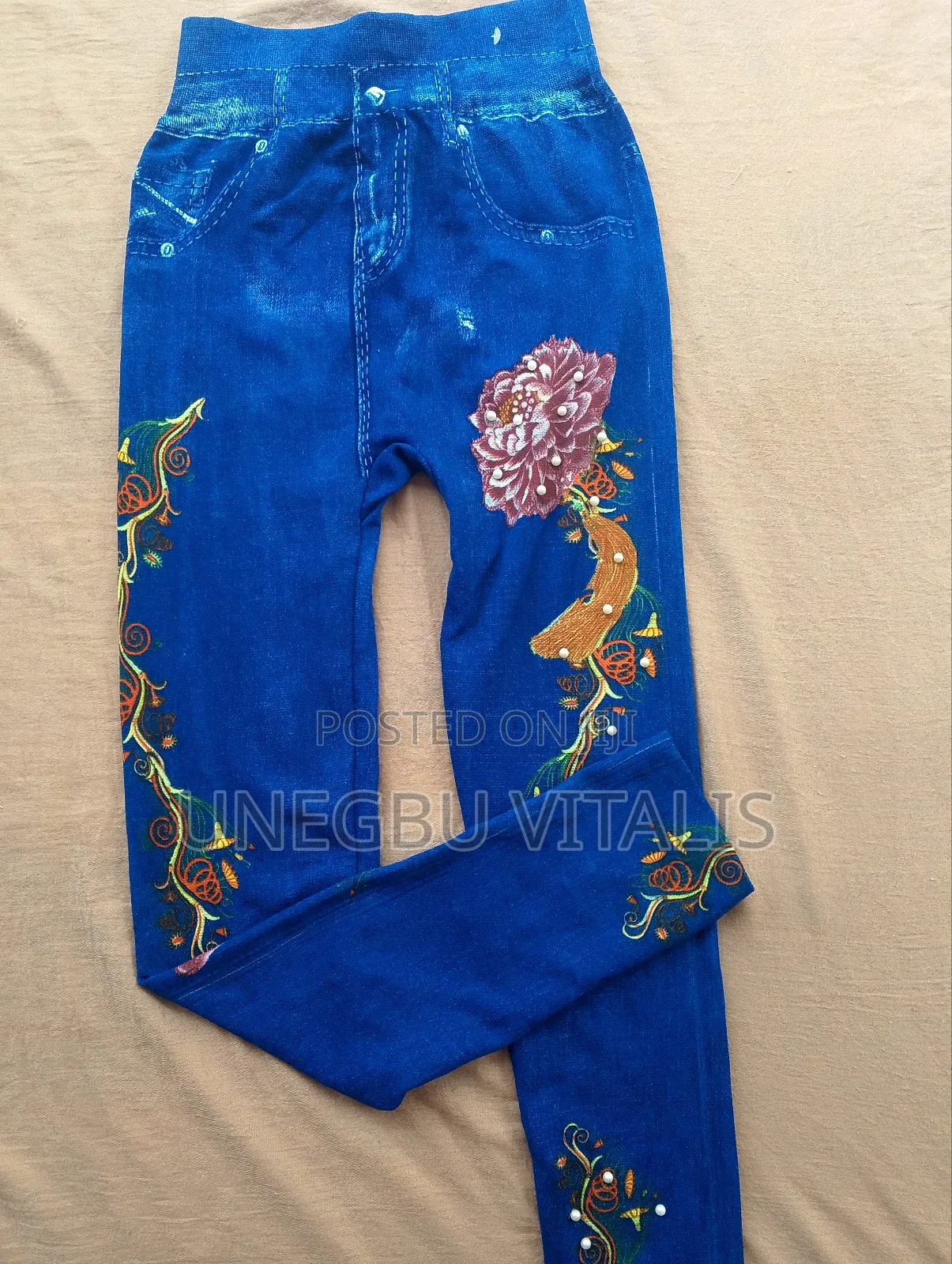 Ladies Free Wear