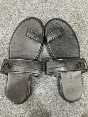 Original Slippers for Men Available