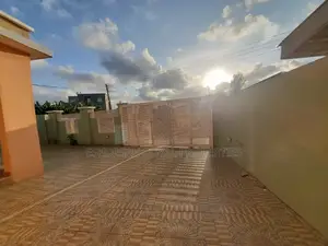 Furnished 2bdrm House in Santo, School Junction for sale