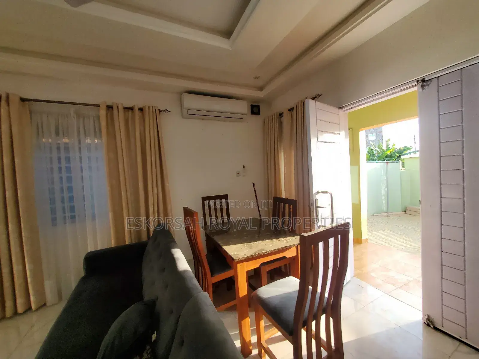 Furnished 2bdrm House in Santo, School Junction for sale