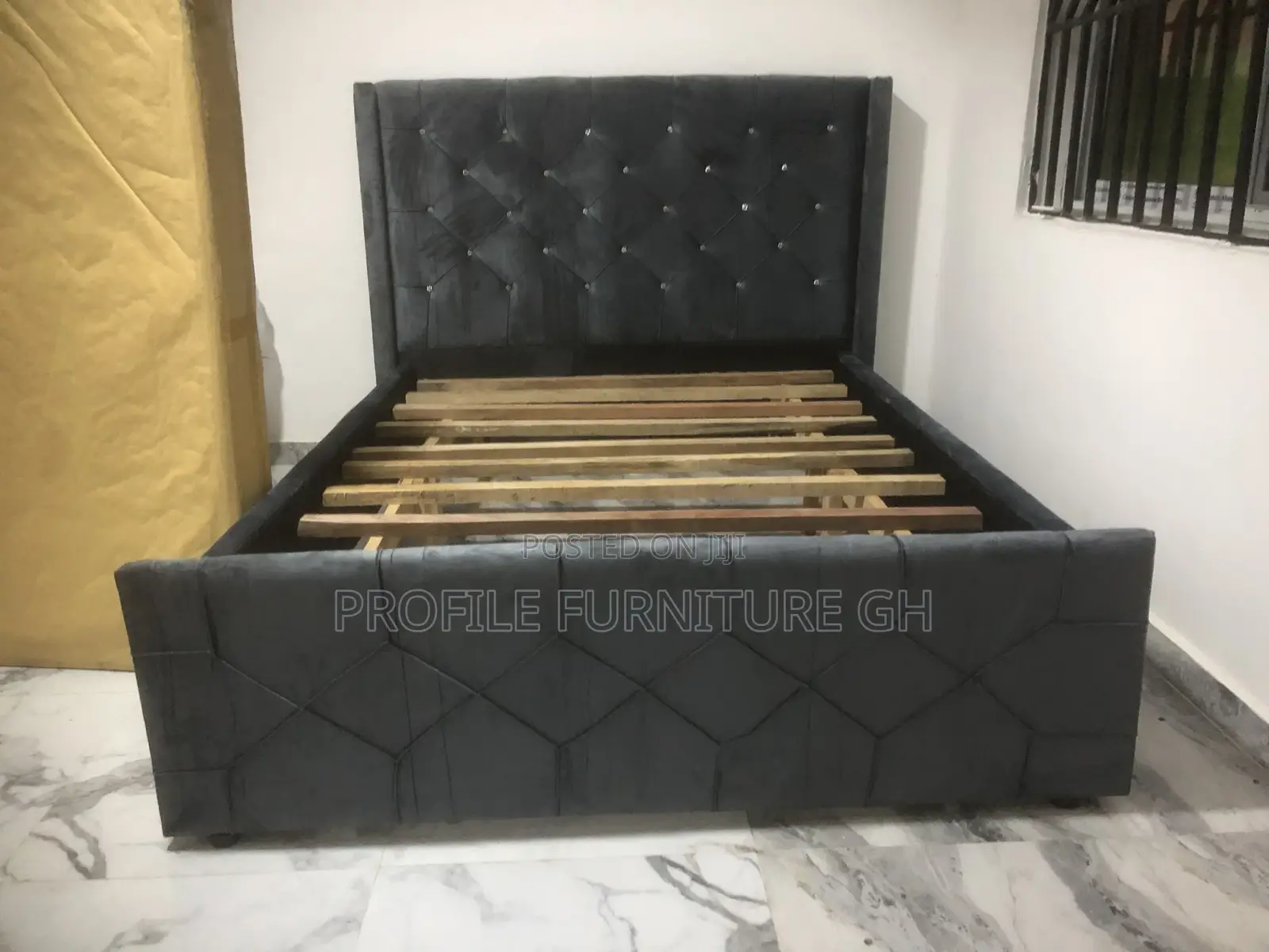 Simple Available Double Gray Bedframe// Luxurious And Durability