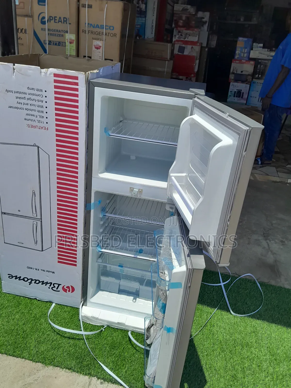Binatone Double Door Fridge With Handle 112 Litres